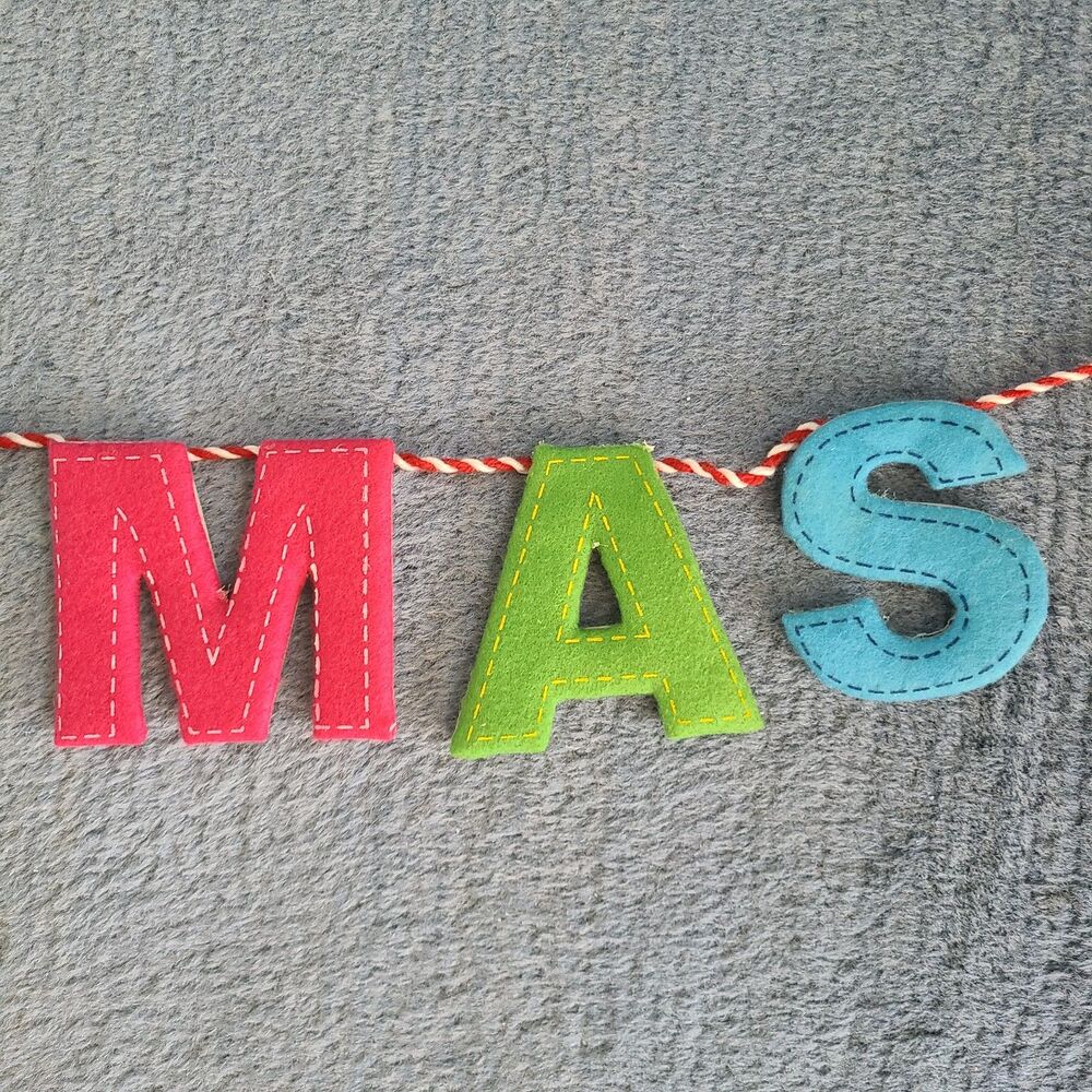 Colorful Felt Merry Christmas Banner Garland On Cord Holiday Decoration - Picture 7 of 9